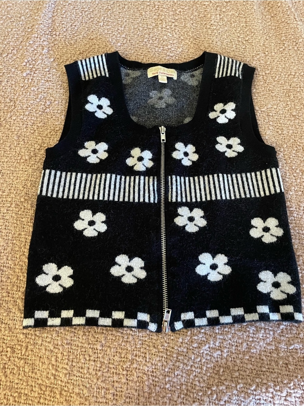 Sage & Oak Black White Floral Zipper Knit Sweater Vest Size Medium